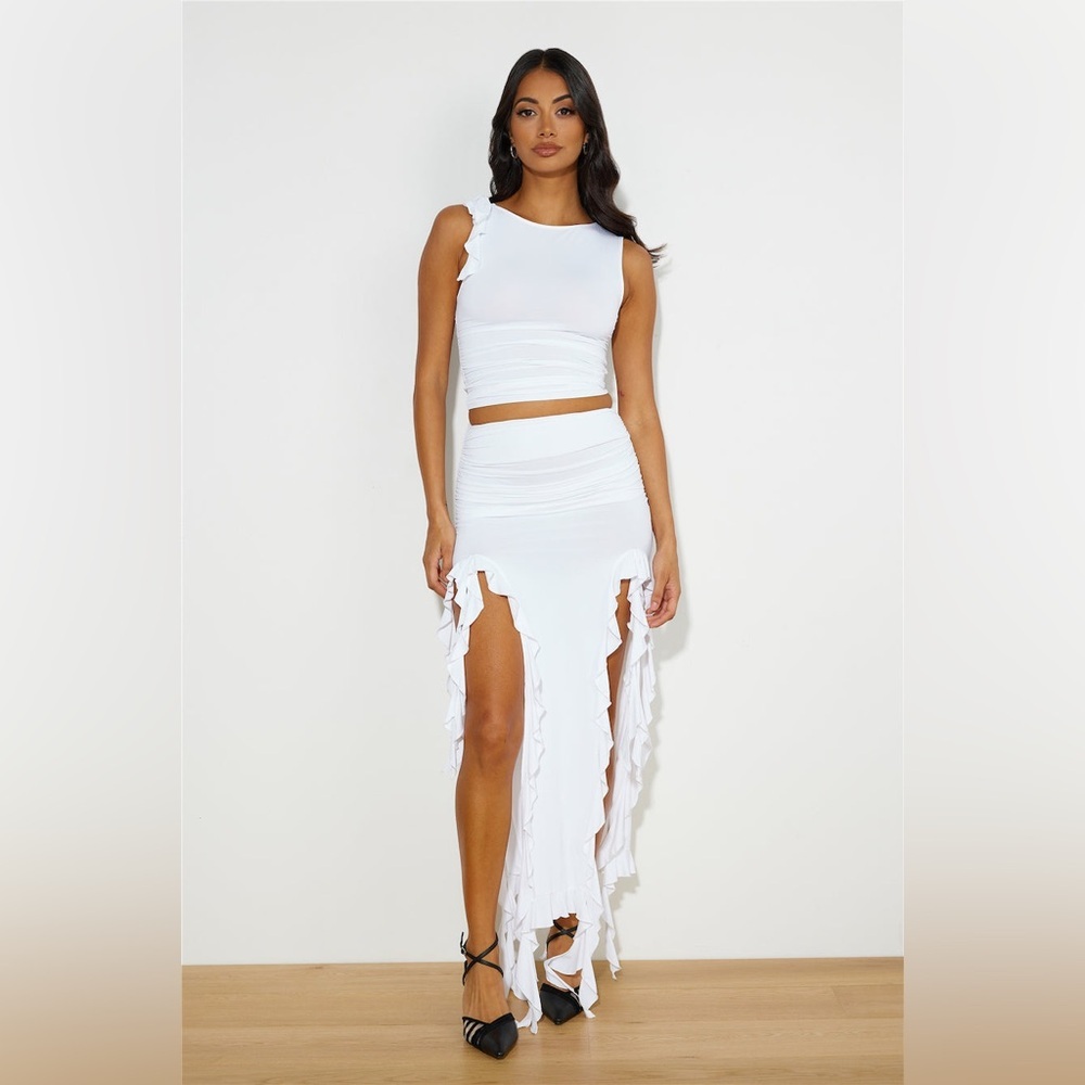 Lioness Rendezvous Top & Skirt Set In White – Size S – Gently Worn